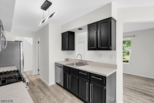 44 Watertown Court, Montgomery Twp., NJ 08540