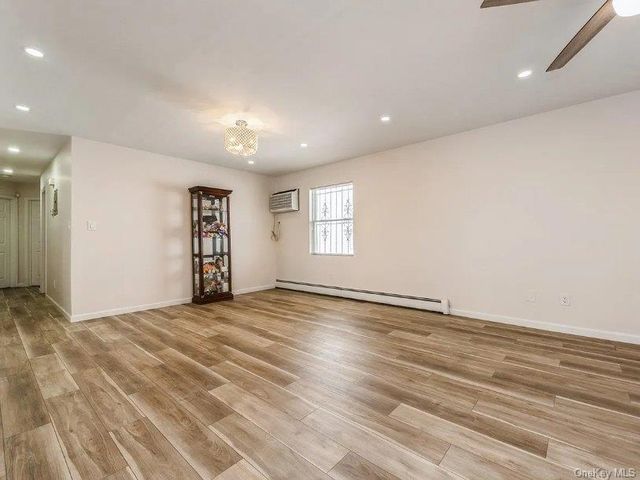 14662 181st Street 1, Springfield Gardens, NY 11413