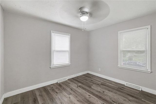 8605 Spring Valley Road, Raytown, MO 64138