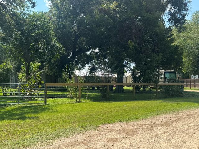 146 Catamaran Circle, Blessing, TX 77419