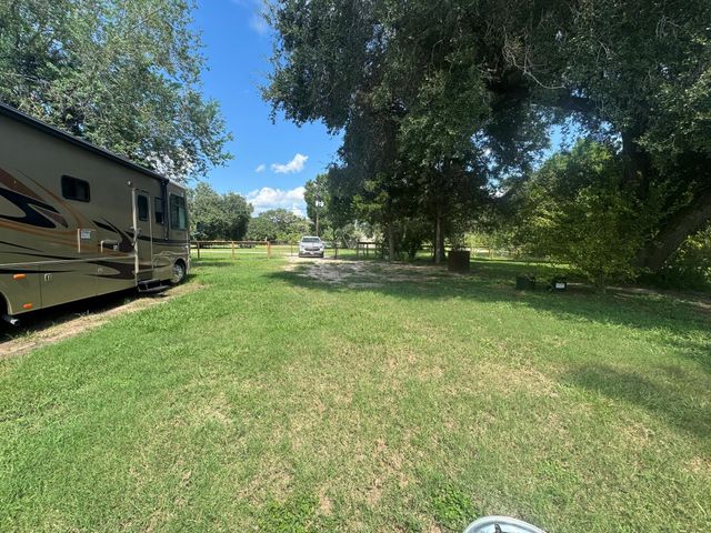 146 Catamaran Circle, Blessing, TX 77419