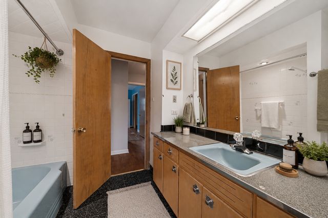 4110 Orchard Lane, Matteson, IL 60443