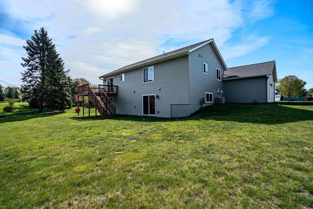 1305 Whistling Straits Court, Altoona, WI 54720