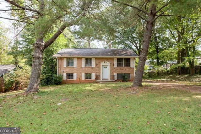 1464 Colony East Circle, Stone Mountain, GA 30083