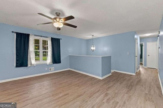 1464 Colony East Circle, Stone Mountain, GA 30083