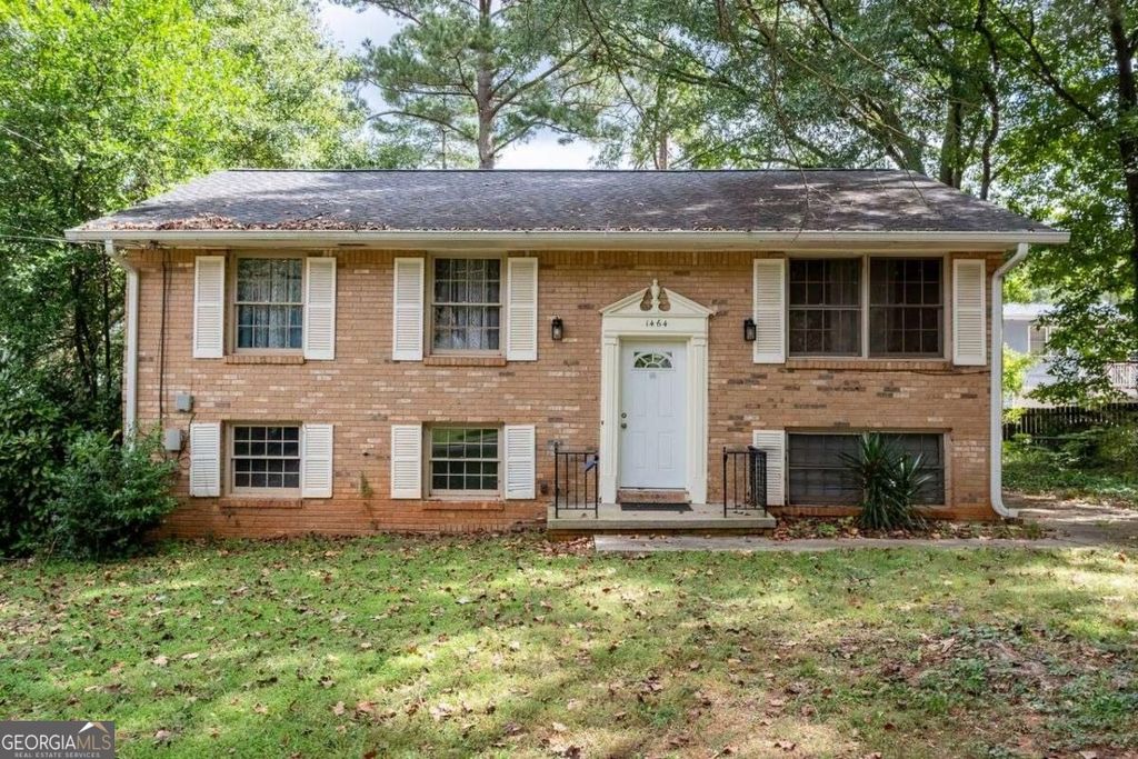 1464 Colony East Circle, Stone Mountain, GA 30083