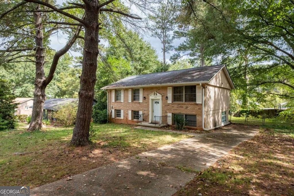 1464 Colony East Circle, Stone Mountain, GA 30083 — photo 4