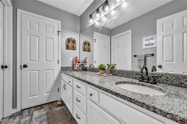 2340 Brittany Boulevard, Brunswick, OH 44212