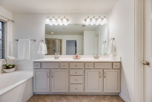 2513 Dog Leg Trail, Mckinney, TX 75069