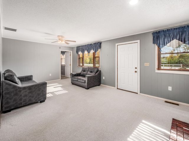 696 Williams Road, Columbus, OH 43207