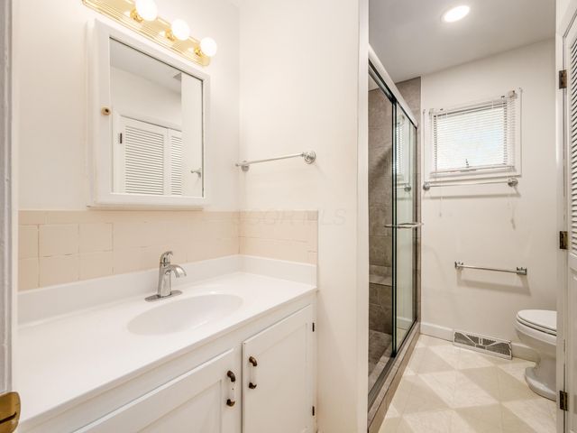 696 Williams Road, Columbus, OH 43207