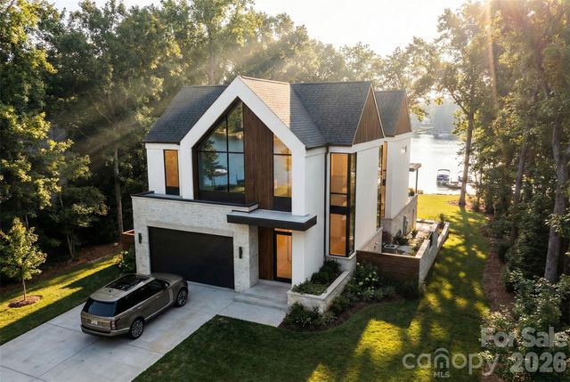 21510 Rio Oro Drive, Cornelius, NC 28031