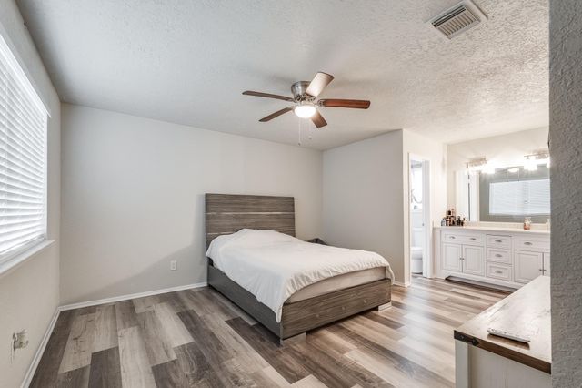 4218 Sequoia Street, Baytown, TX 77521