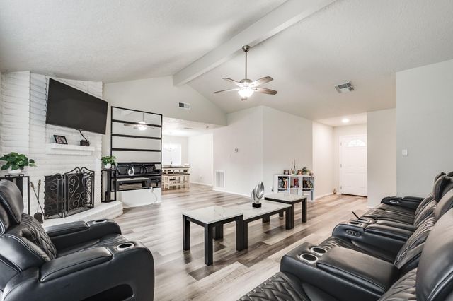 4218 Sequoia Street, Baytown, TX 77521