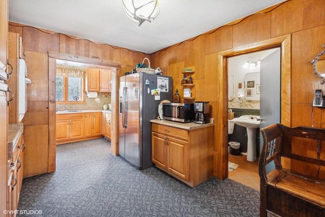 N11502 Nelson ROAD, Wausaukee, WI 54177