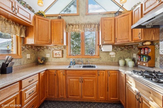 N11502 Nelson ROAD, Wausaukee, WI 54177