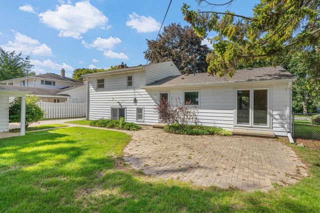 1214 CAMPBELL STREET, Neenah, WI 54956