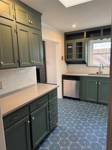 1115 Egan Street, Denton, TX 76201