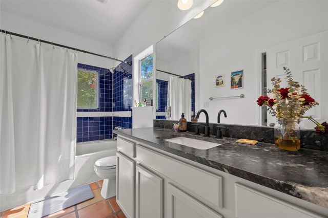 1511 E 13th ST, Austin, TX 78702