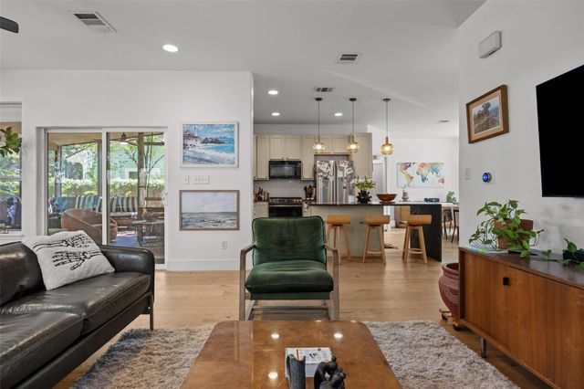1511 E 13th ST, Austin, TX 78702