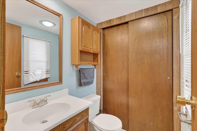 112 Falling Creek Circle, Janesville, WI 53548