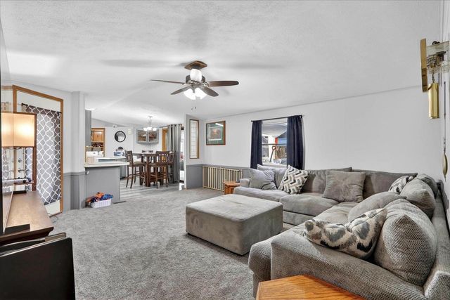 112 Falling Creek Circle, Janesville, WI 53548