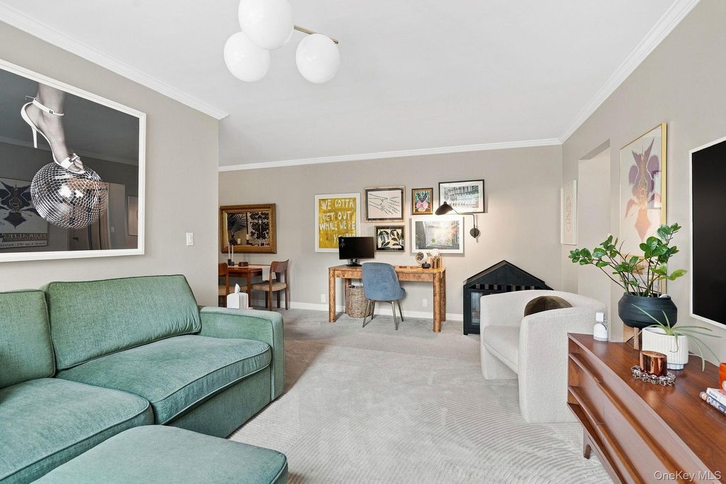 10 Bryant Crescent 1L, White Plains, NY 10605 — photo 4