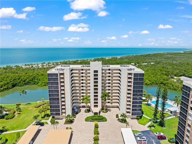 15 Bluebill AVE 606, Naples, FL 34108