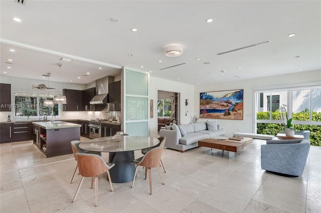 3835 Carole Ct, Miami, FL 33133