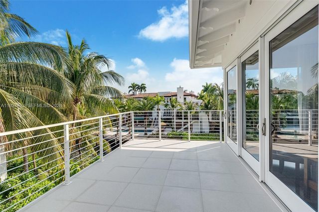 3835 Carole Ct, Miami, FL 33133