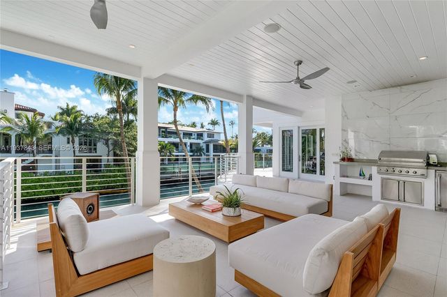 3835 Carole Ct, Miami, FL 33133