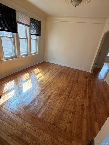 17189 Wisconsin Street, Detroit, MI 48221