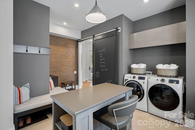 21119 Vandrake Circle, Davidson, NC 28036