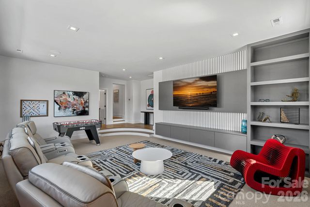 21119 Vandrake Circle, Davidson, NC 28036