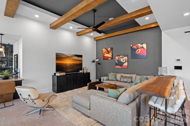 21119 Vandrake Circle, Davidson, NC 28036