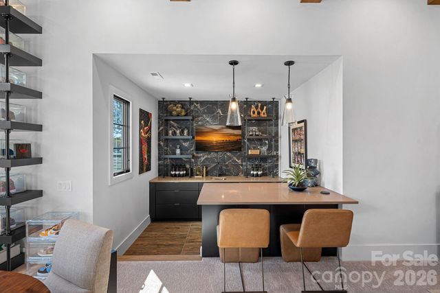 21119 Vandrake Circle, Davidson, NC 28036