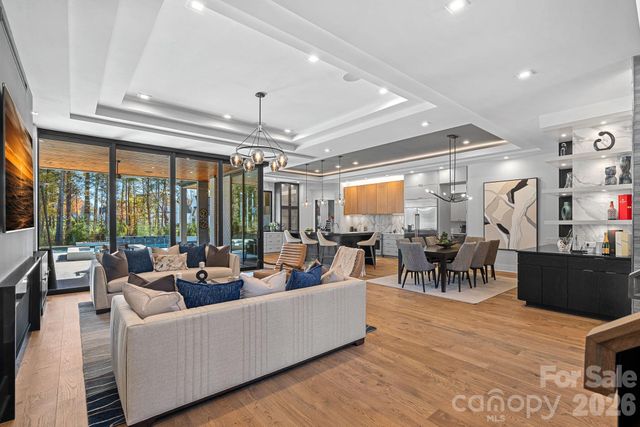 21119 Vandrake Circle, Davidson, NC 28036