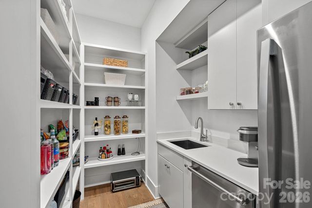 21119 Vandrake Circle, Davidson, NC 28036