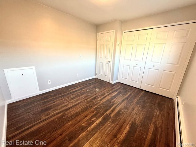 2445 Torquay Avenue 209, Royal Oak, MI 48073