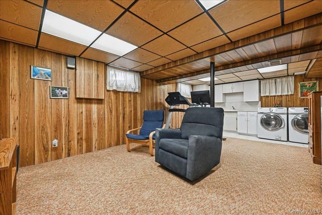 980 Washington Avenue, Westbury, NY 11590