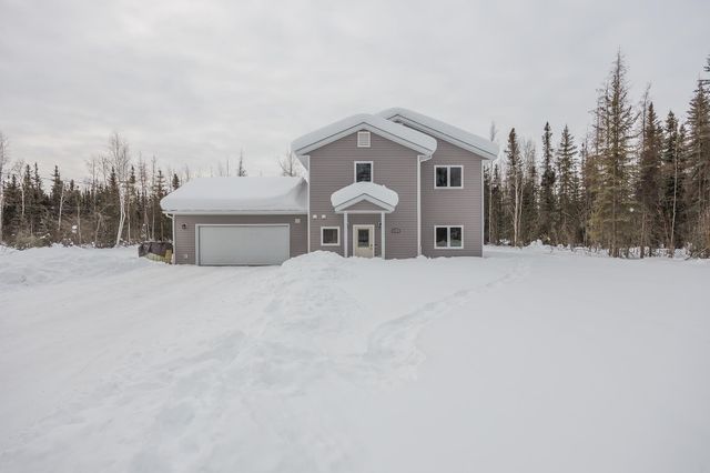 1215 Groundsel Avenue, North Pole, AK 99705