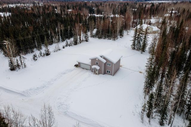 1215 Groundsel Avenue, North Pole, AK 99705