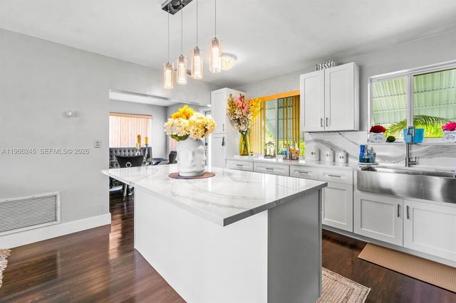 3201 Abbott Lane, Hollywood, FL 33021