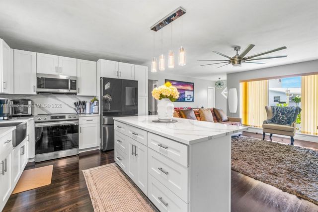 3201 Abbott Lane, Hollywood, FL 33021