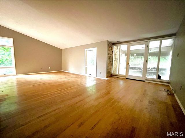 4532 Fox Creek Road, Wildwood, MO 63069