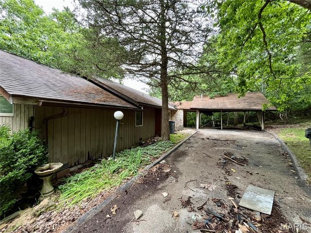 4532 Fox Creek Road, Wildwood, MO 63069