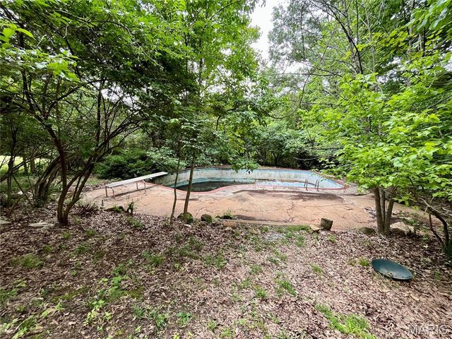 4532 Fox Creek Road, Wildwood, MO 63069