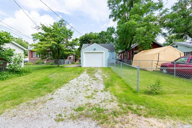 823 W Grove Street, Mishawaka, IN 46545