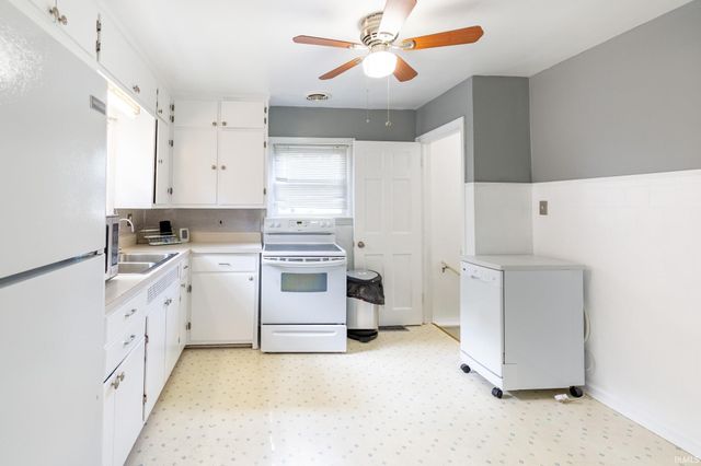 823 W Grove Street, Mishawaka, IN 46545