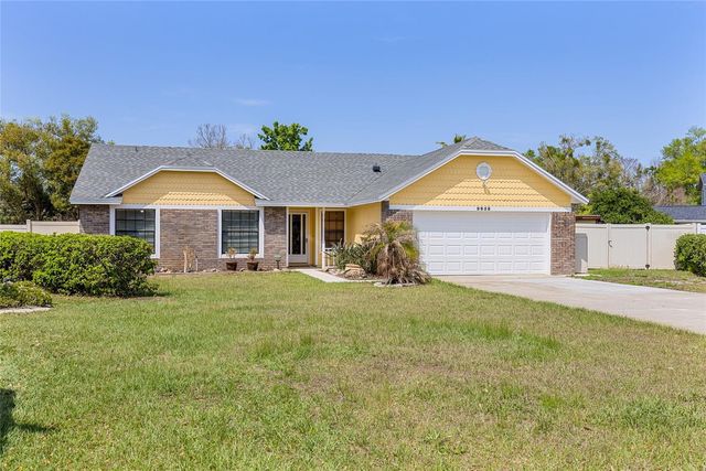 9858 BALMORAL CIRCLE, Orlando, FL 32817